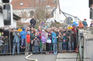 Schornsteinsprengung 2014 - Viele neugierige Zuschauer